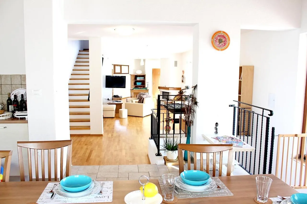 Charming Villa Near Zminj With Private Pool